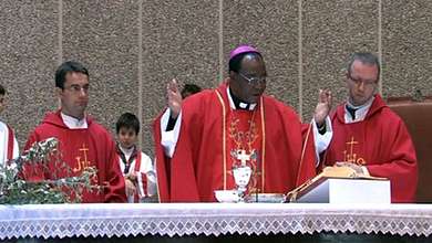 Monseñor Leon  Kalenga 